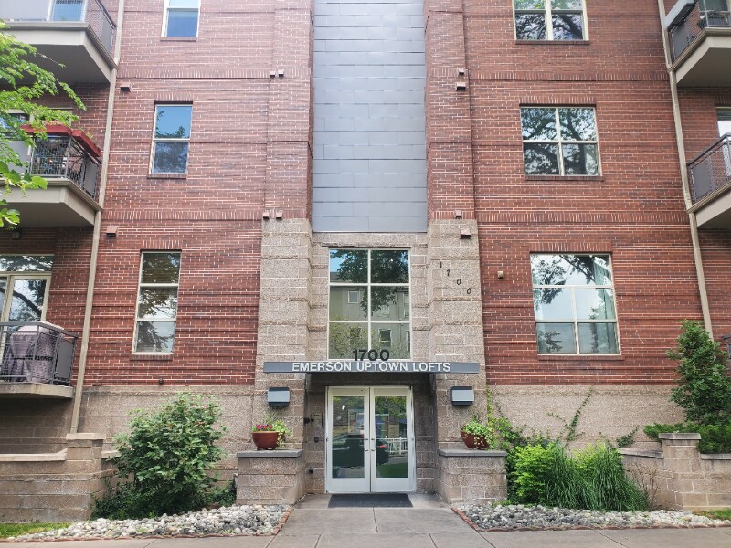 Foto principal - 1700 Emerson St