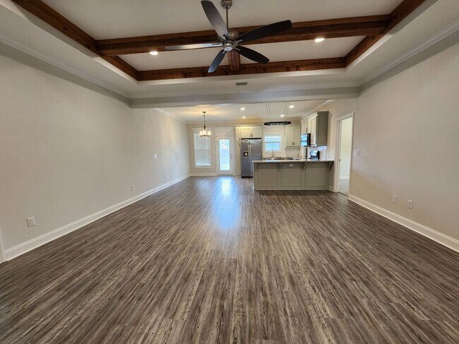 Foto del edificio - Charming 4-Bedroom Home with Modern Finishes in Hahira, GA - Lawn Care Included