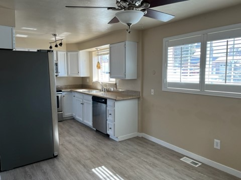 Foto del edificio - 5326 Rawhide Ln