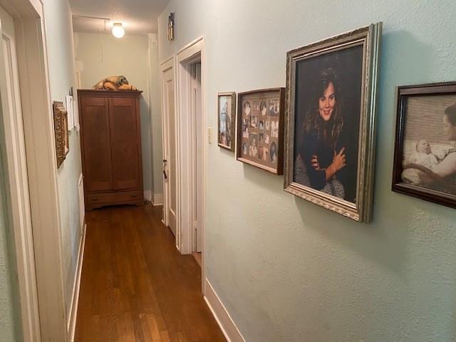 Foto del edificio - 19118 Cypress Rosehill Rd