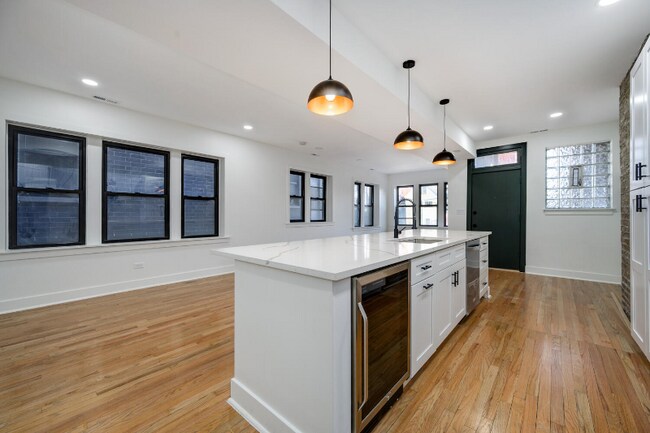 Photo - 1839 N Humboldt Blvd Apartment