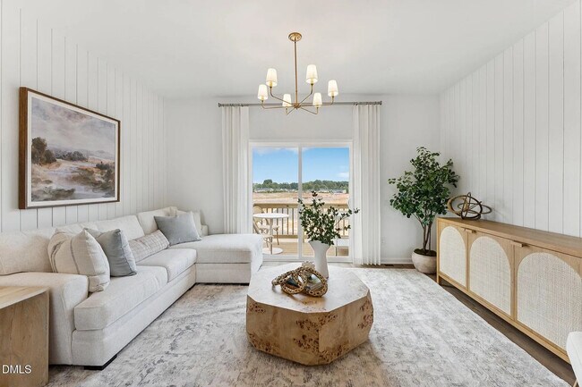 Foto del edificio - Room in Townhome on Bomore Rd