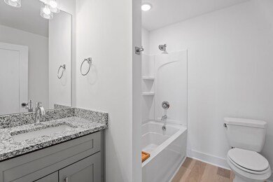 Photo - 608 Markham St Townhome