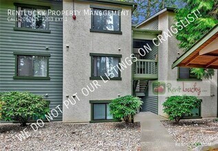 Building Photo - 12721 NE 129th Ct