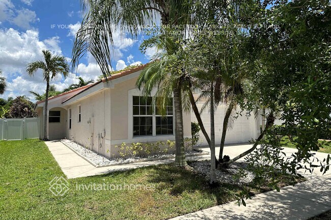 Foto del edificio - 1868 SW 177th Ave