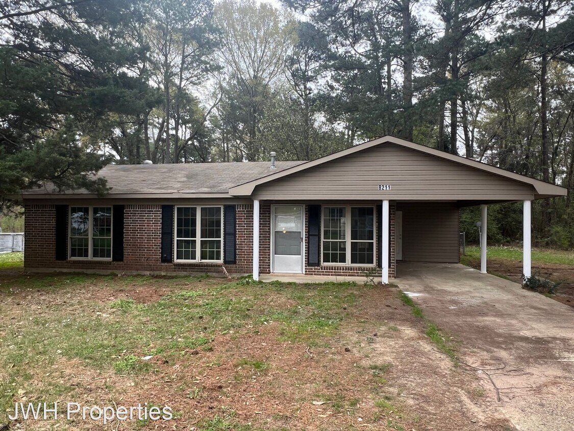 Primary Photo - 3 br, 1.5 bath House - 8211 Trigger Trail