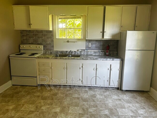 Foto del edificio - 112 4th St