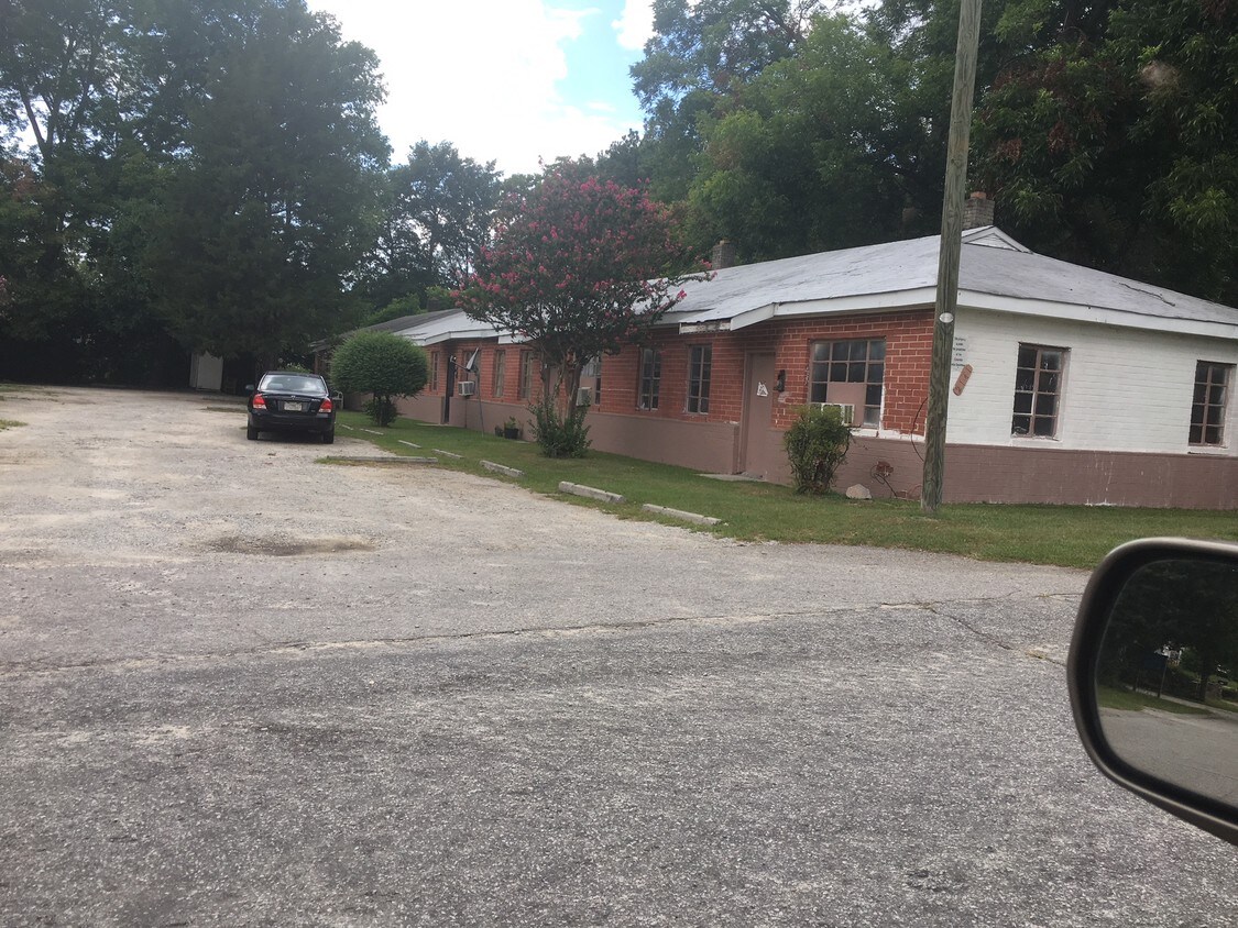 Foto del edificio - 2141 Waverly St