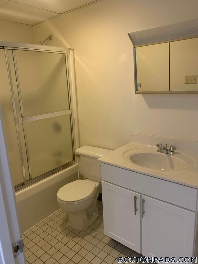 Foto del edificio - 81 Essex St