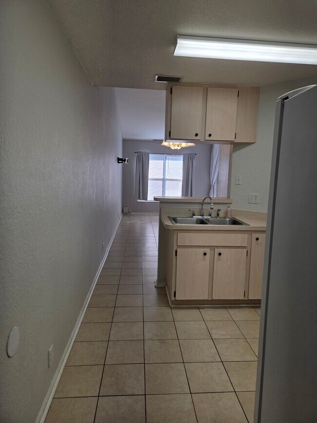 Kitchen facing dining and family room - 682 Green Valley Rd