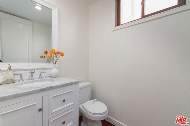 Building Photo - 4328 Gentry Ave