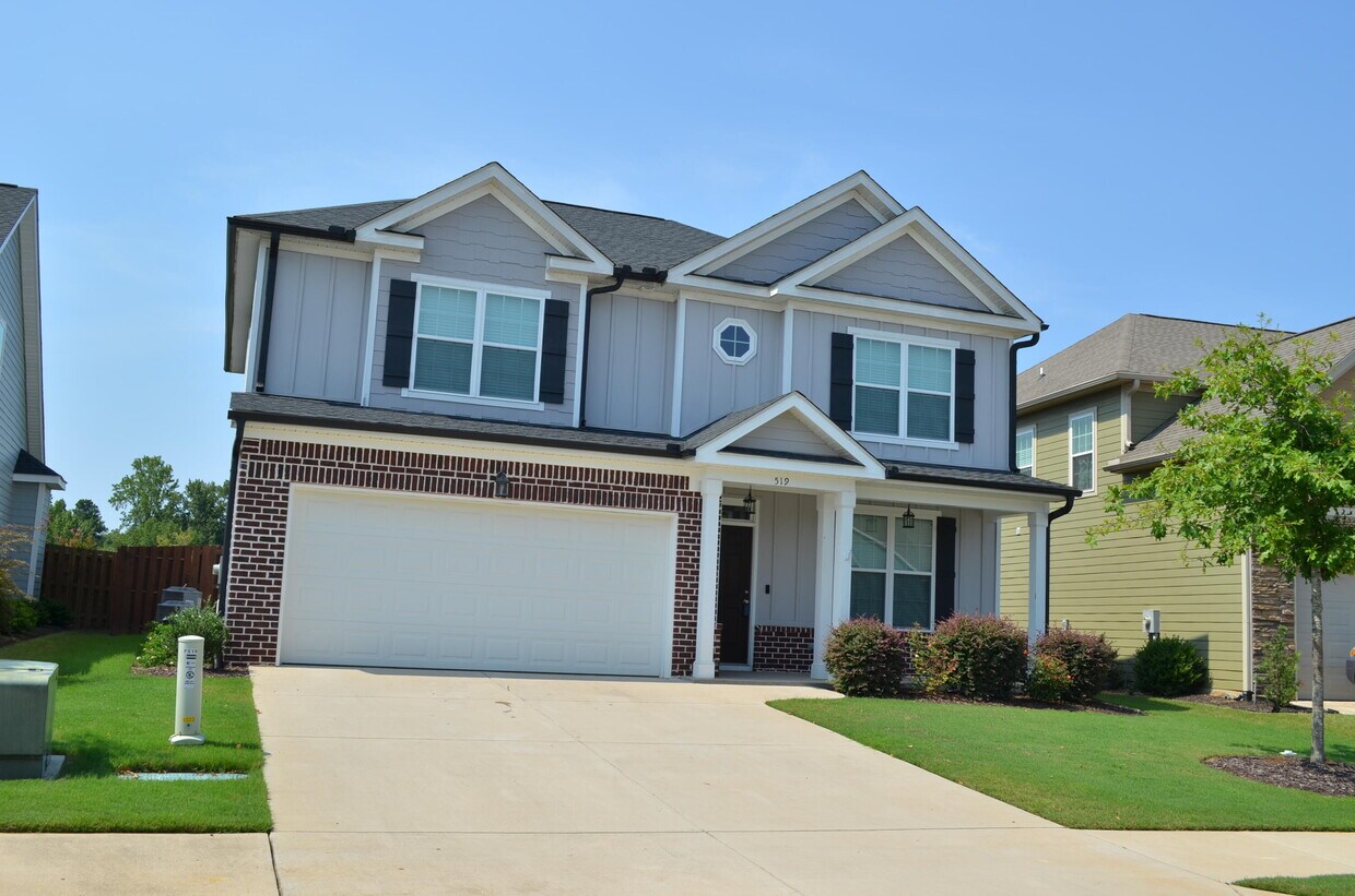 Foto principal - 519 Bunchgrass St