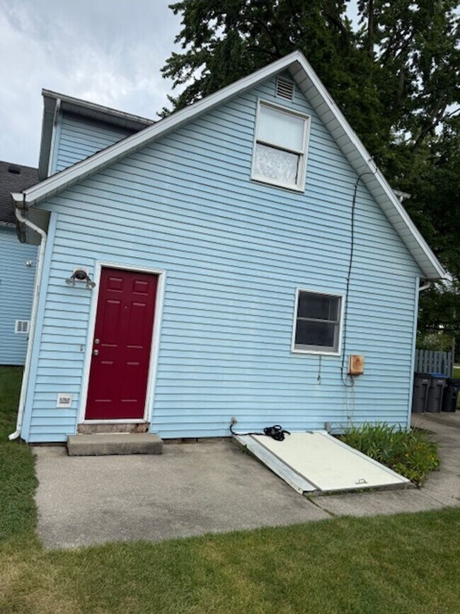 Building Photo - 119 N 23rd St