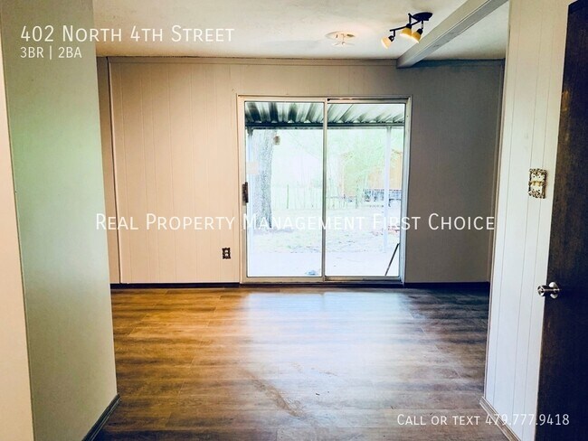 Foto del edificio - OCTOBER MOVE IN - Nice 3/1.5 Home in Lavaca!