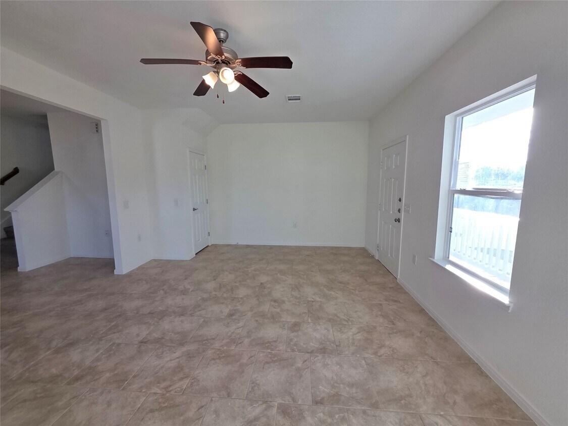 Foto del edificio - 8810 Bent Oak Ln