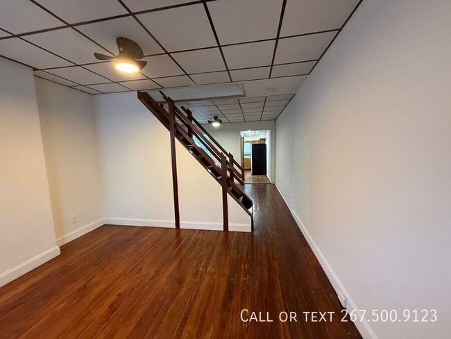 Building Photo - 2106 E Lippincott St