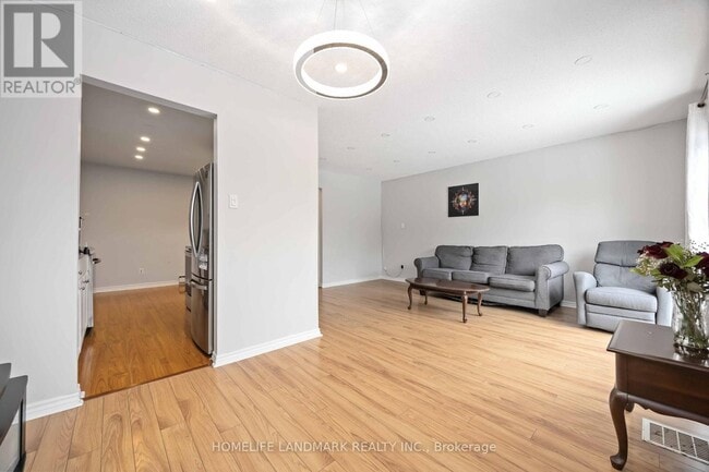 Building Photo - 700 Harmony Rd N