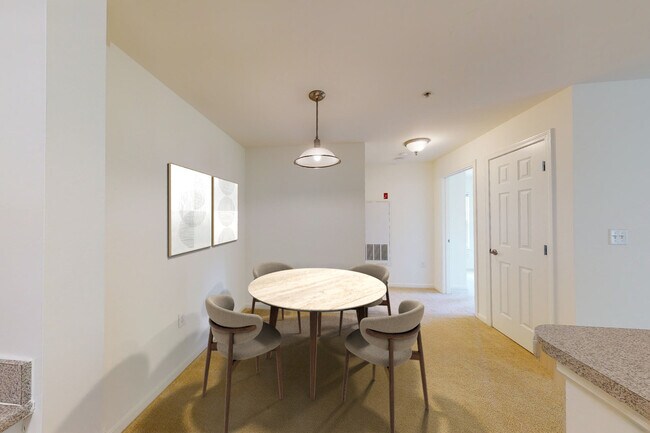 Foto del edificio - 1000 Avalon Dr