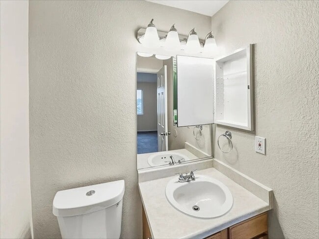 Building Photo - 14624 E 51st Pl