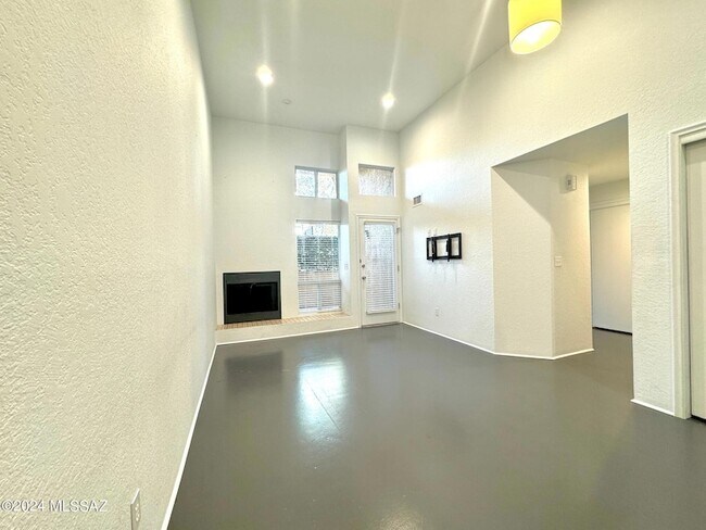 Foto del edificio - 7620 E Callisto Cir