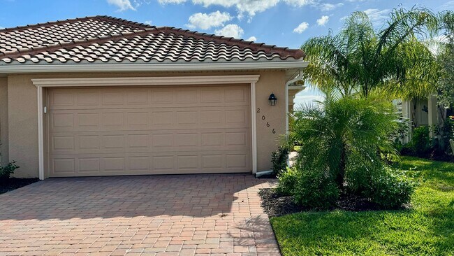 Foto del edificio - **Ask about the TWO WEEKS FREE**3 BEDROOM IN ORANGE BLOSSOM RANCH ** FURNISHED ANNUAL NEW CONSTRU...