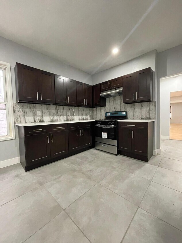 101 Claremont Ave Unit 2, Jersey City, NJ 07305 Apartments in Jersey