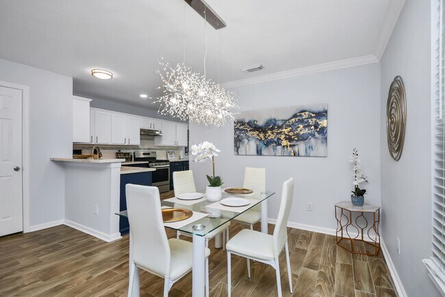 Main Dining Room - 1422 Ruthven St