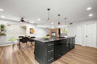 Building Photo - 4116 Creek Ledge