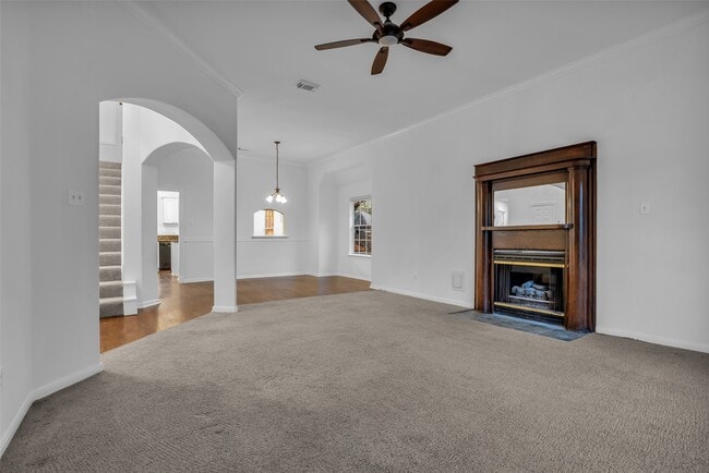 Foto del edificio - 701 Ravensworth Dr