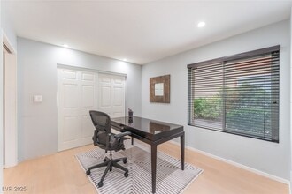 Building Photo - 3024 Bel Air Dr