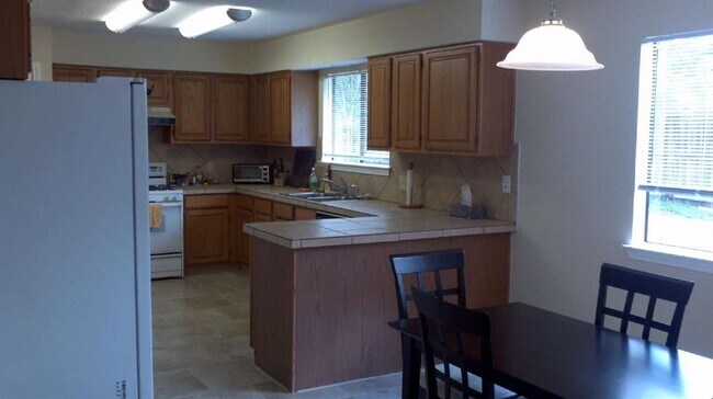 Foto del edificio - 6700 Shiner St