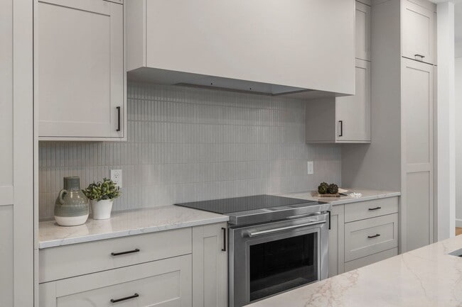 Building Photo - Luxury Cherry Creek Home Available Now! | ...