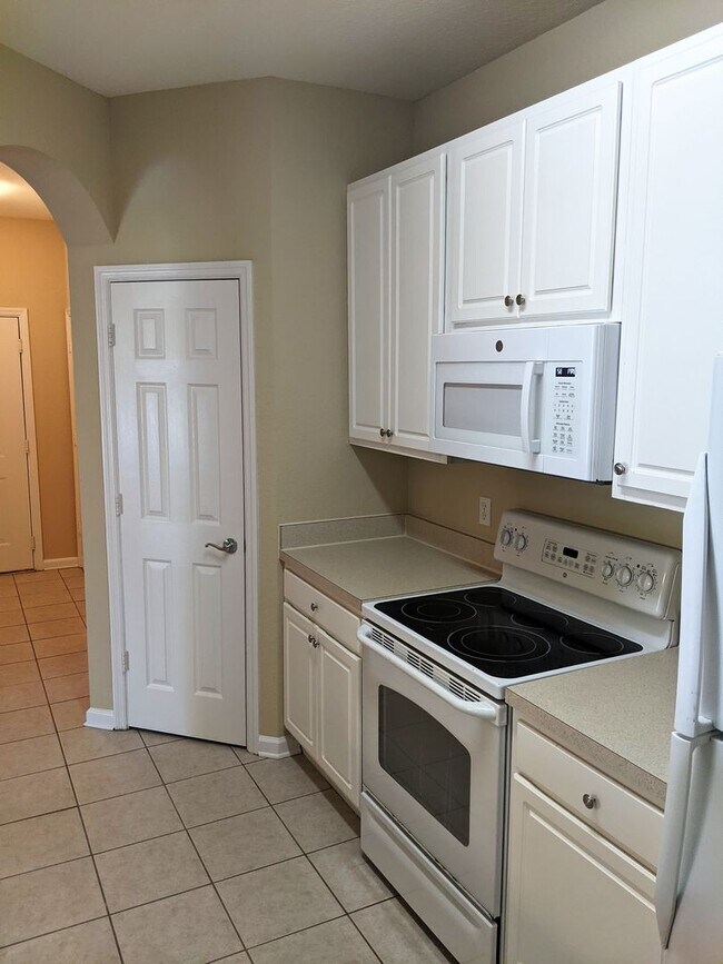 Building Photo - Ventura at Stonebridge Commons – 3 Bedroom...