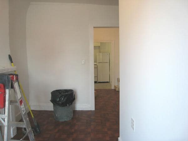 Building Photo - 456 W 45th St