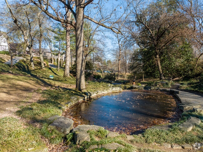 With over a 1/3 of the neighborhood being parks, Ansley Park offers scenery to call home.