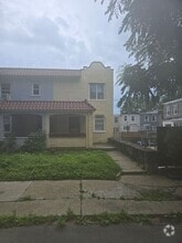 Building Photo - 3438 Barclay St