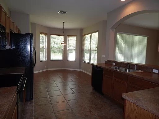 Building Photo - 15612 Montesino Dr