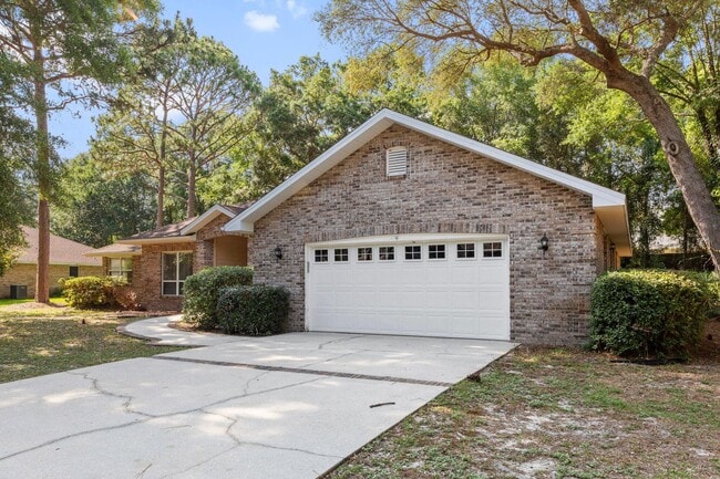 Building Photo - 406 Bally Way
