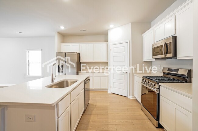 Building Photo - 28590 Whitehall Ln