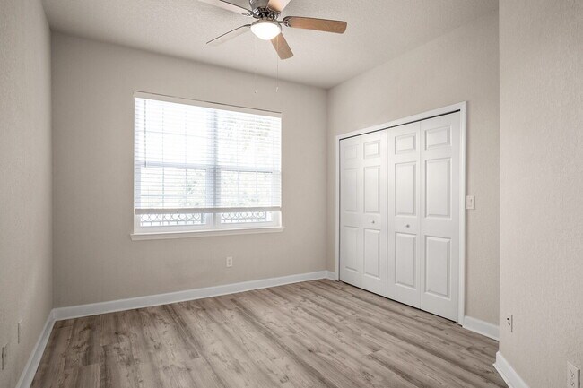 Foto del edificio - Beautiful Palencia Condo Available for Rent