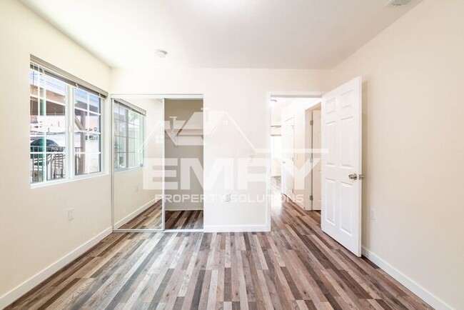 Foto del edificio - New 2 Bed 1 Bath Apartment in Long Beach C...