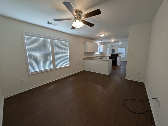 Foto del edificio - 426 W 4th St