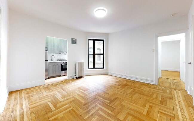 Foto del edificio - Seaman Ave