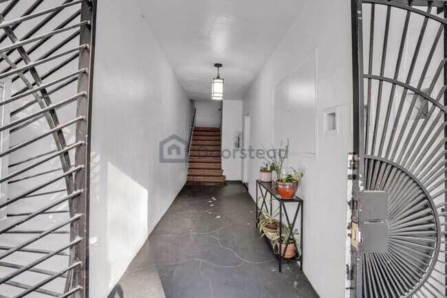Foto del edificio - 857 Church St