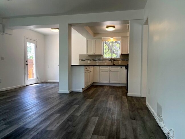 Building Photo - 10431 Kailua Ln