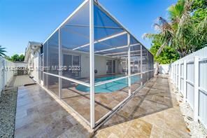 Building Photo - 3 br, 2 bath House - THE KNOLLS