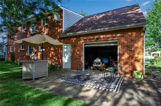 Foto del edificio - 128 Circle Ln