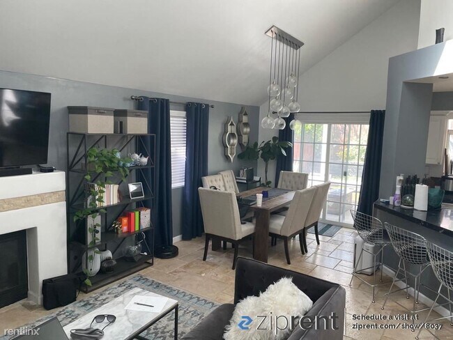 Building Photo - 3 br, 3 bath House - 11234 Pinestone Court...