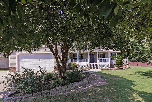 Building Photo - 115 Callisto Way