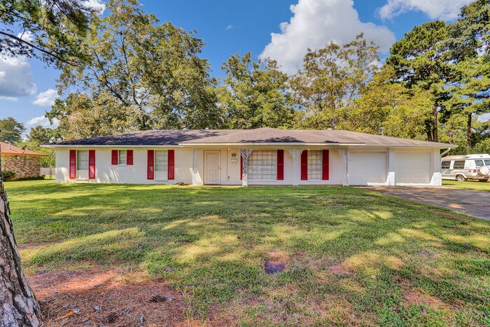 Primary Photo - Beautiful Home for Lease!